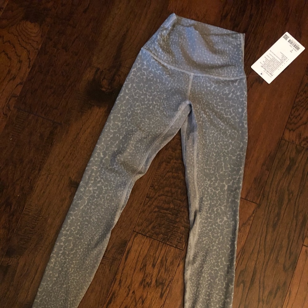 Lululemon Align Pant 28” Grey camo